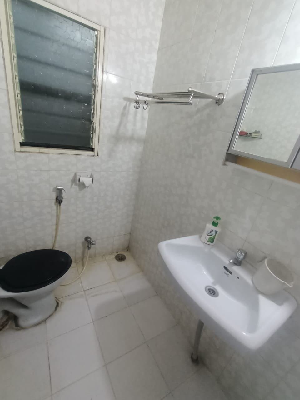 LUXURIOUS 2BHK FOR RENT IN KARVENAGAR!